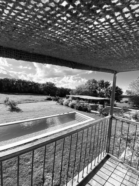 Maison Droles D'Oiseaux Plieux Exteriér fotografie